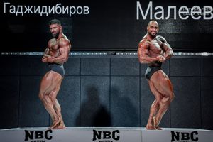 CLASSIC PHYSIQUE